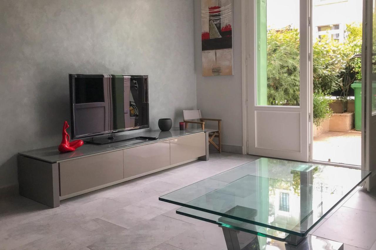Charming Townhouse With Garden In The City Of Love Παρίσι Εξωτερικό φωτογραφία