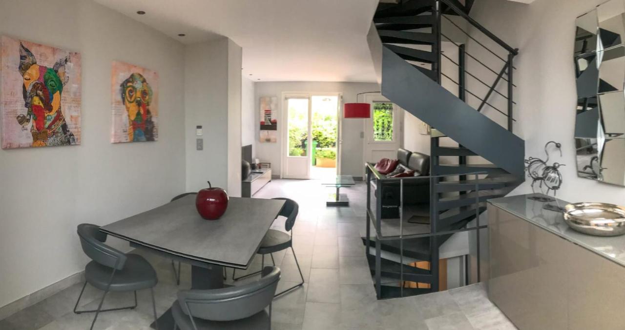 Charming Townhouse With Garden In The City Of Love Παρίσι Εξωτερικό φωτογραφία