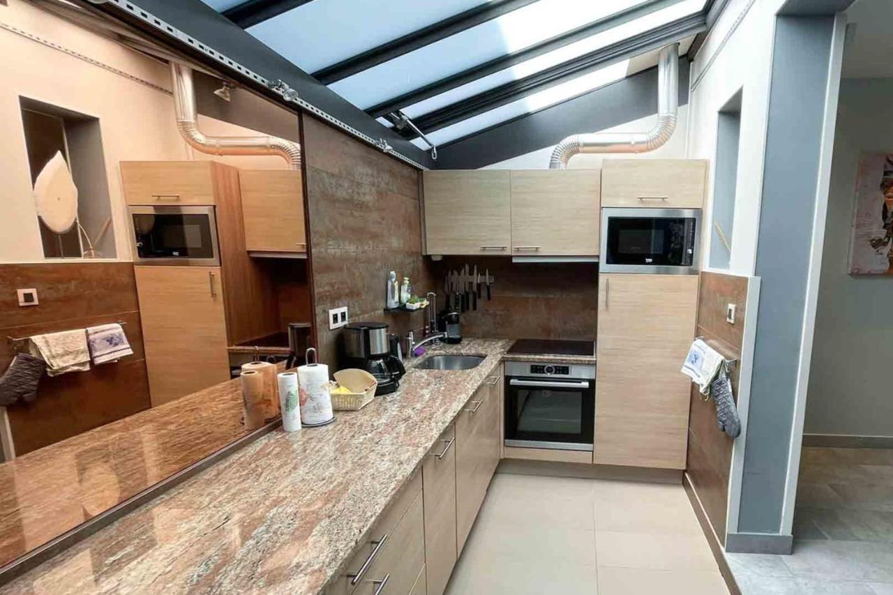 Charming Townhouse With Garden In The City Of Love Παρίσι Εξωτερικό φωτογραφία